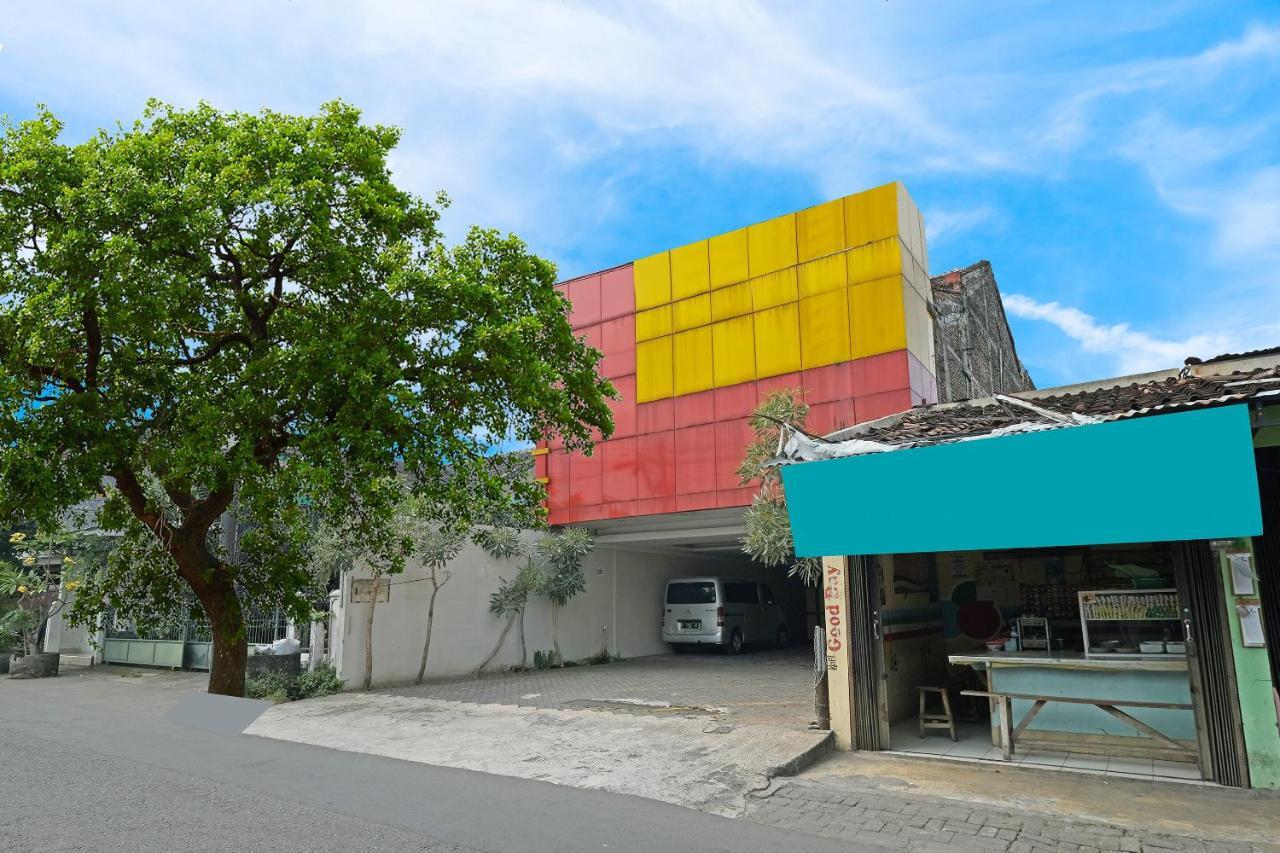 Oyo 91453 Hotel Srikandi Gejayan Maguwo Exterior foto